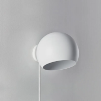 NYTA Wandleuchte Tilt Globe Wall Short weiss matt weiss