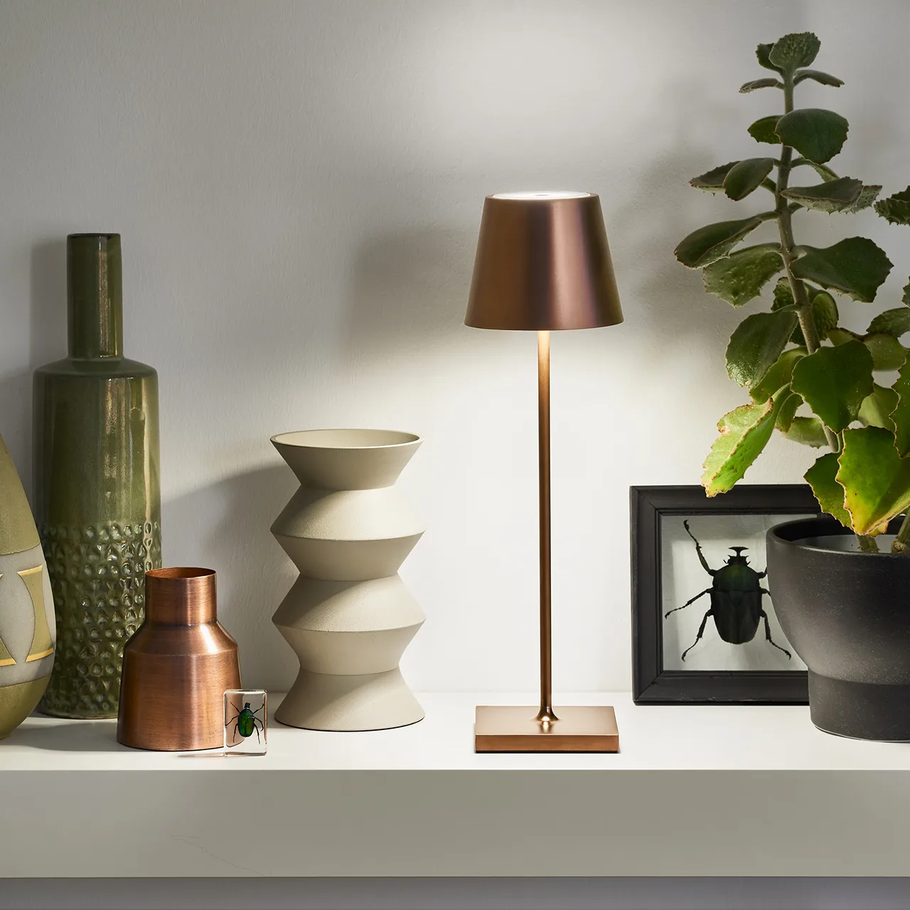 Sigor Nuindie LED-Akku Tischleuchte bronzefarben