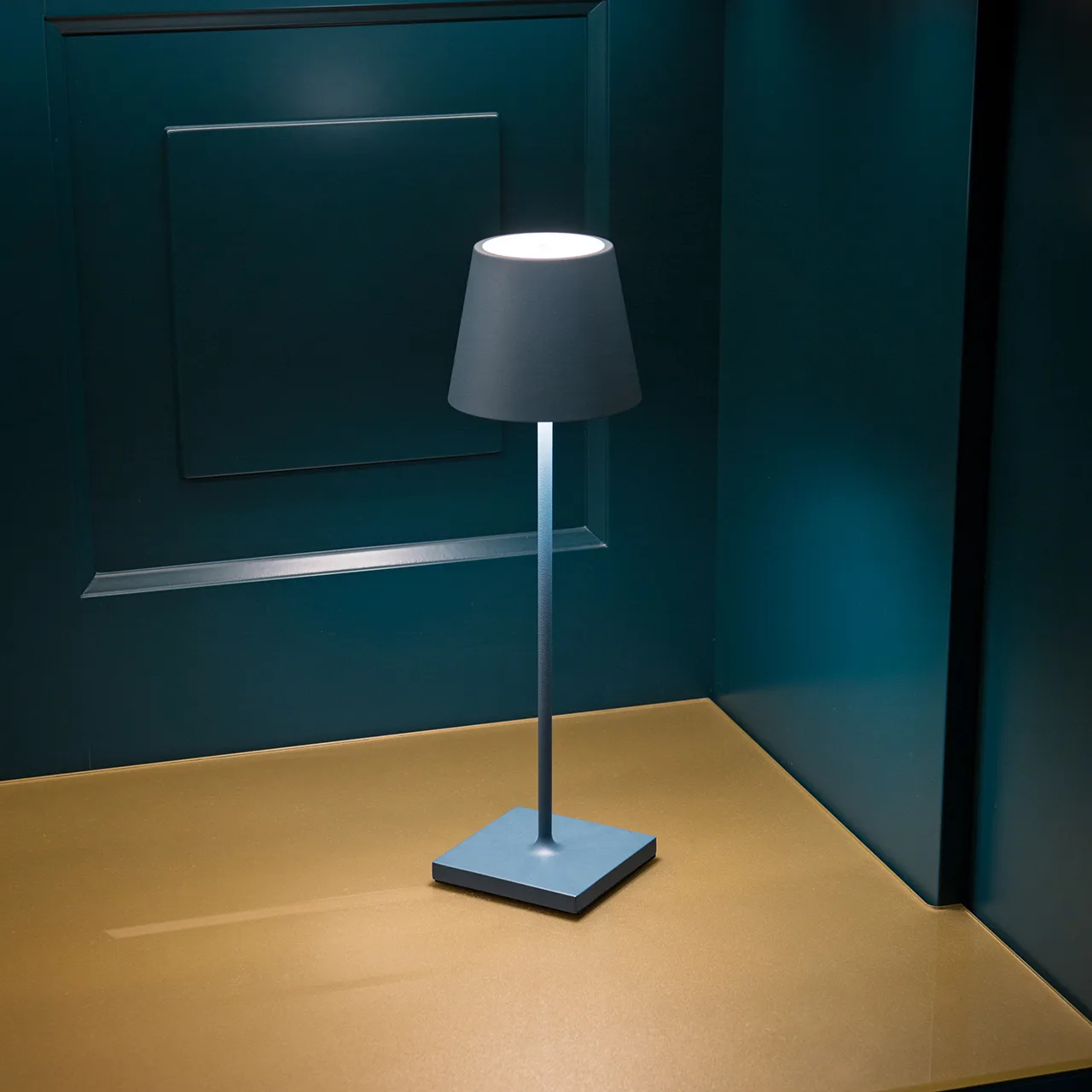 Sigor Nuindie LED-Akku Tischleuchte delphinblau USB-C – Bild 4