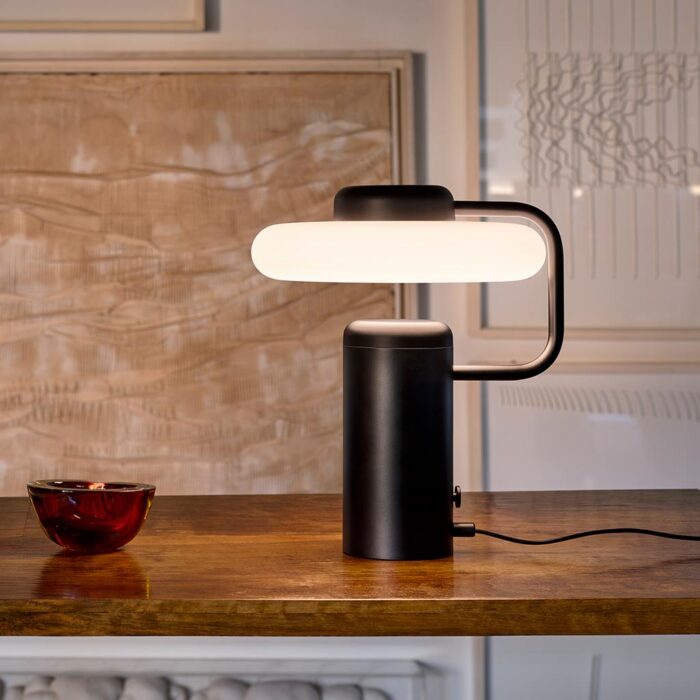 KDLN Tratto Table LED-Tischleuchte Schwarz