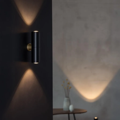 less'n'more Athene Zweiflammig LED-Wandleuchte