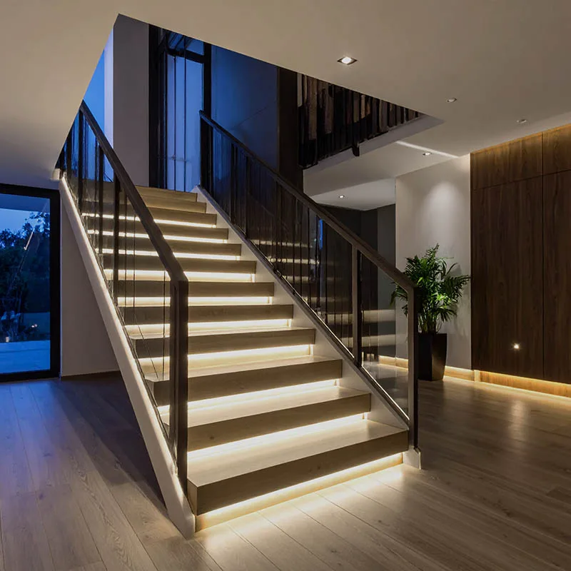 Treppenbeleuchtung-led-streifen Treppenbeleuchtung LED Streifen