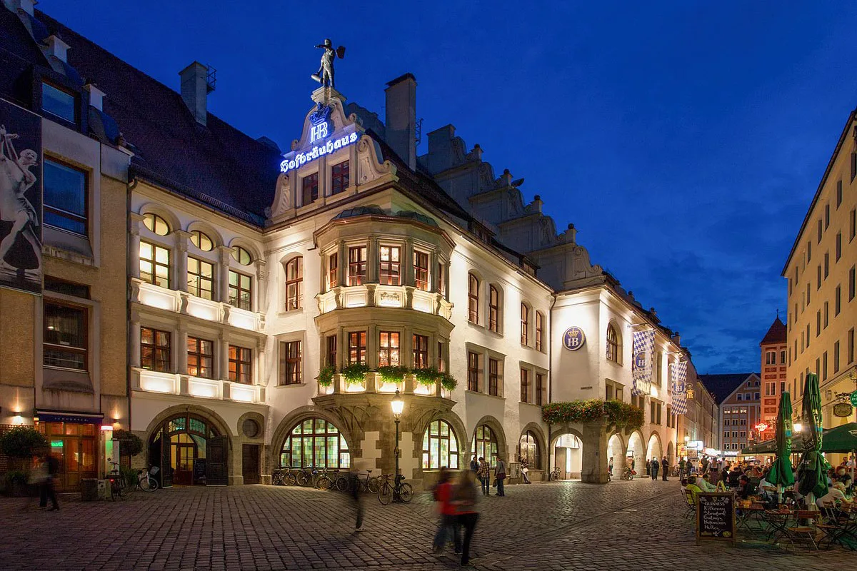lichtplanung-muenchen-hofbraeuhaus-lampada_0005