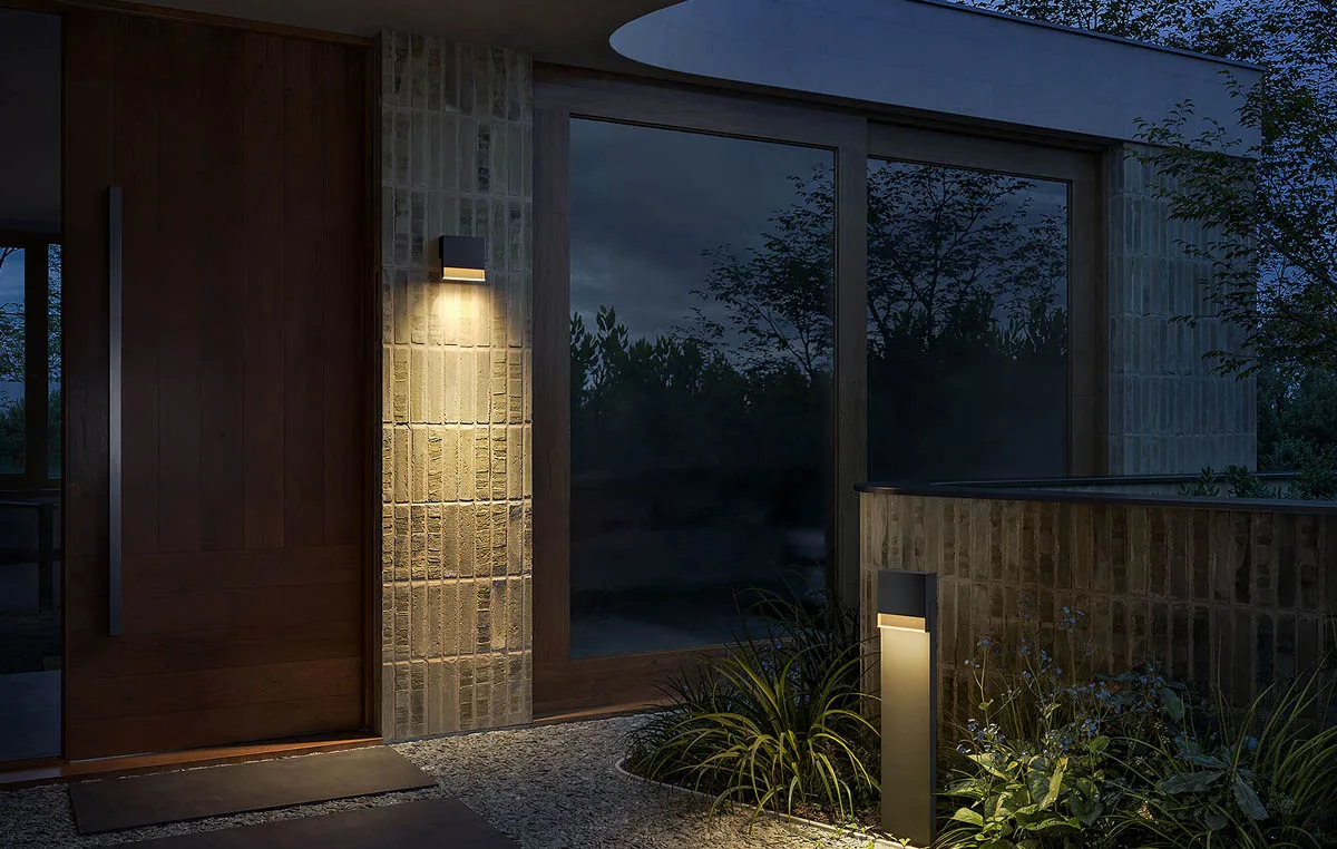 Außenbeleuchtung richtig geplant, verringert unnötige Licht-Emissionen und reduziert die Lichtverschmutzung 