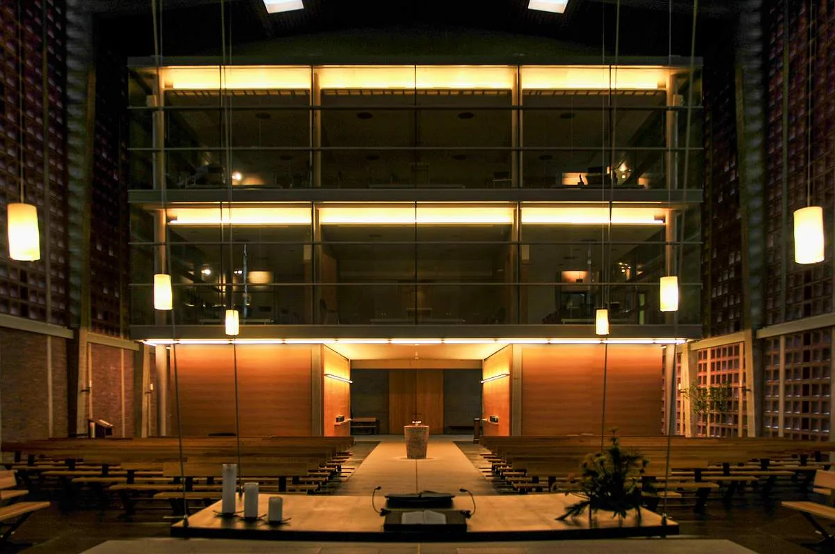 lichtplanung-referenzen-christuskirche_0001