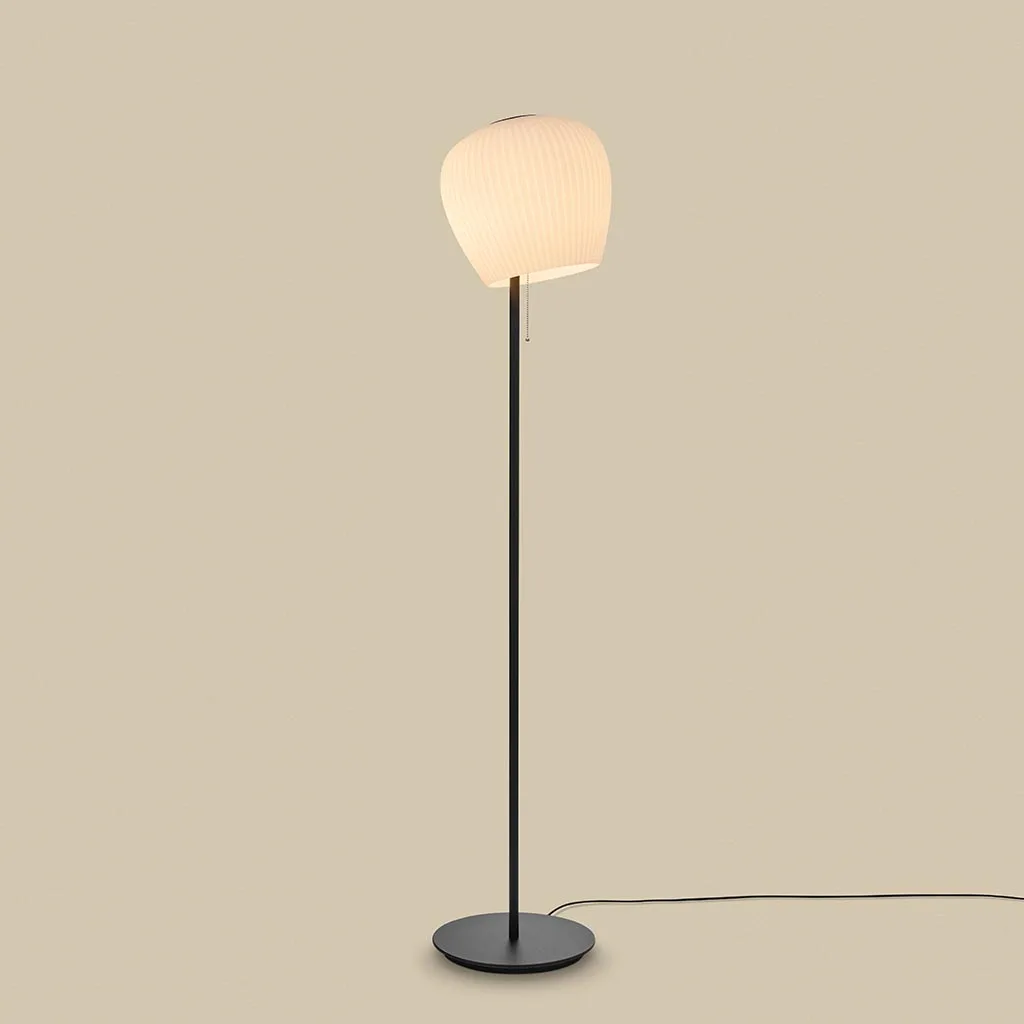 Holtkötter Liv S Stehleuchte Schwarz