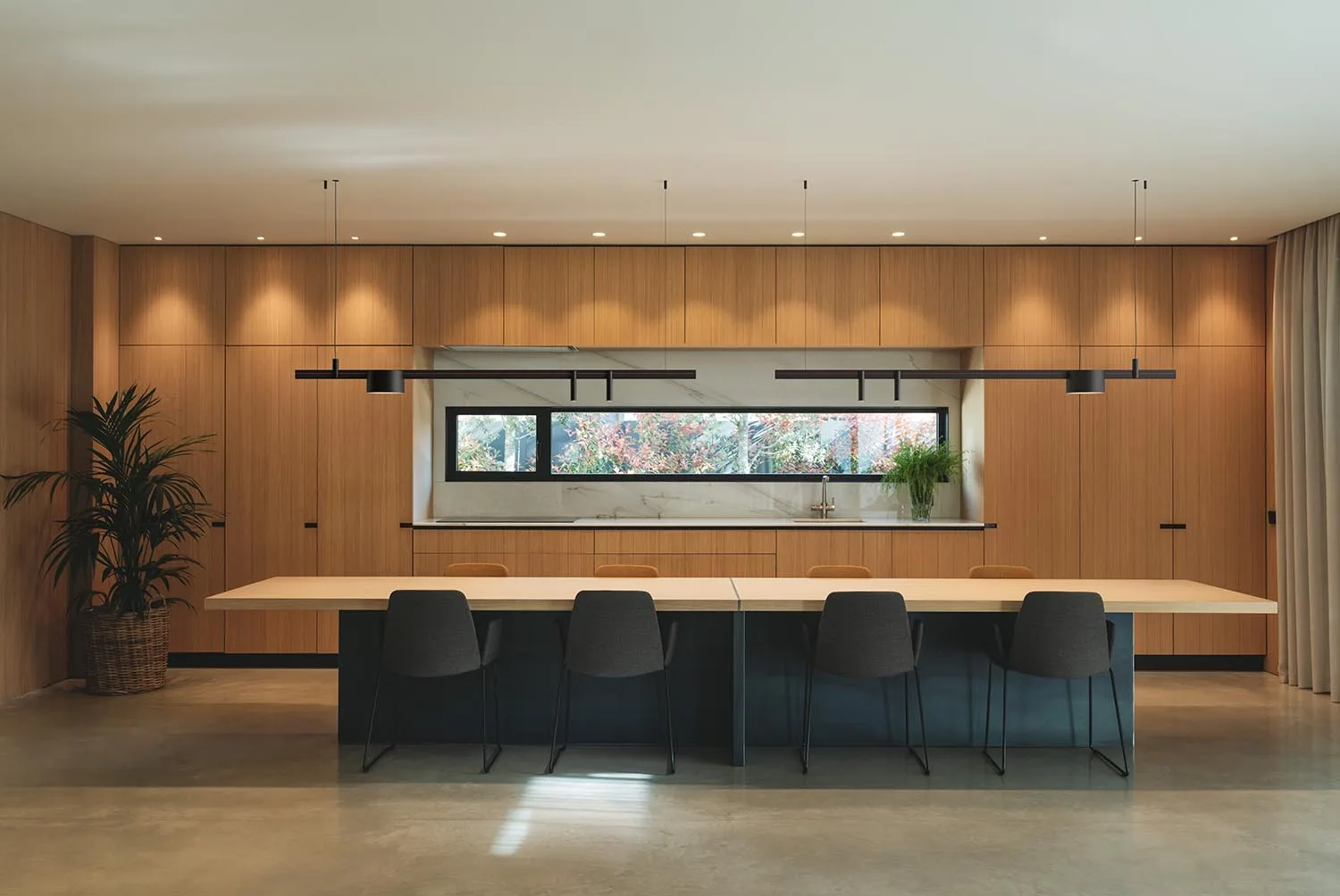 VibiaBind über Besprechnungstisch