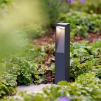 BEGA Garten-und Wegeleuchte abgeblendet – BEGA UniLink® Play