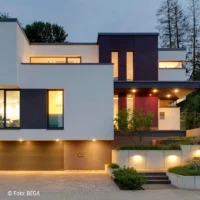 BEGA Wandleuchte mit einseitigem Lichtaustritt – gerichtetes Downlight – Bild 5