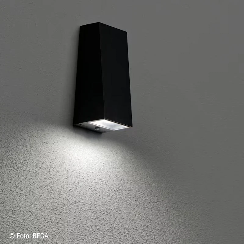 BEGA Wandleuchten mit gerichtetem Licht – Bild 6