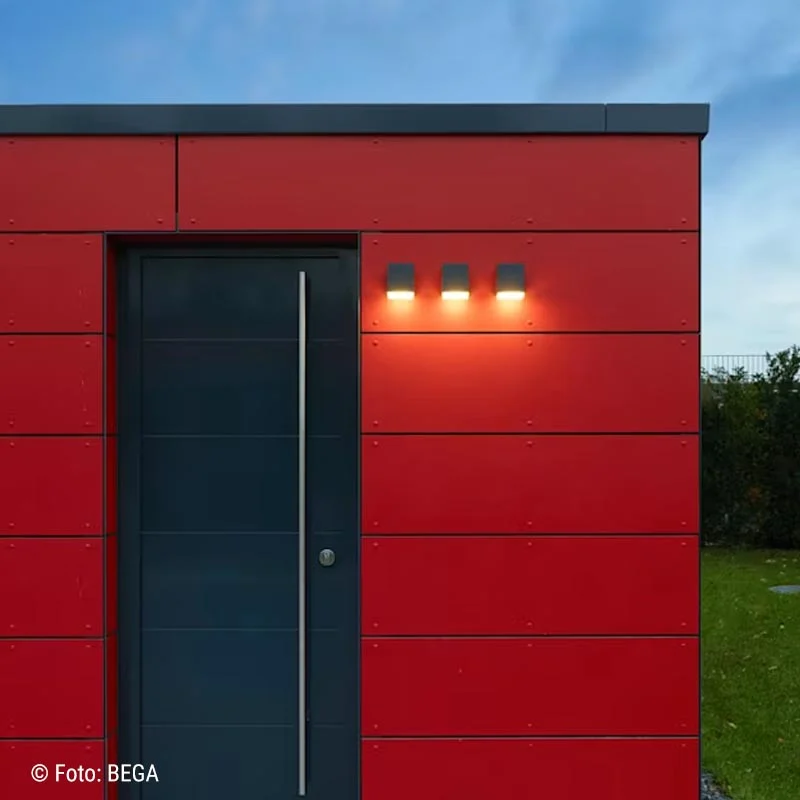 BEGA Wandleuchte mit abgeblendetem Licht - Downlight – Bild 5