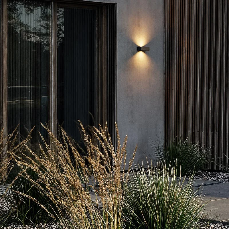 IP44.DE iem.2 X LED-Außenwandleuchte – Bild 2