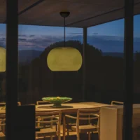 Vibia Closer 1705 Pendelleuchte Außen Ambiente