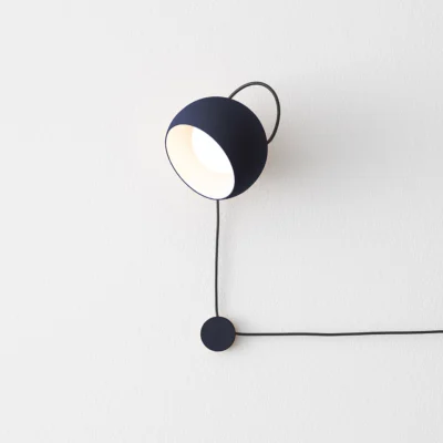 Artemide Ixa Wall Spot Plug Wandleuchte Blau