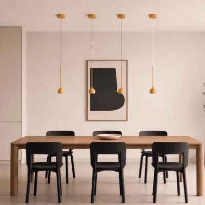 Artemide Ixa LED-Pendelleuchte über einem Tisch